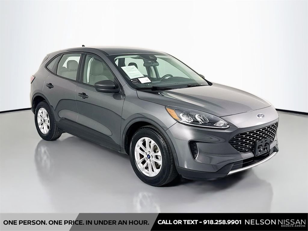 Used 2022 Ford Escape S FWD image 3