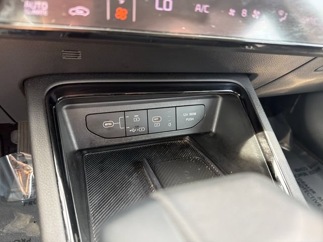 Used 2025 Kia K5 EX FWD image 44