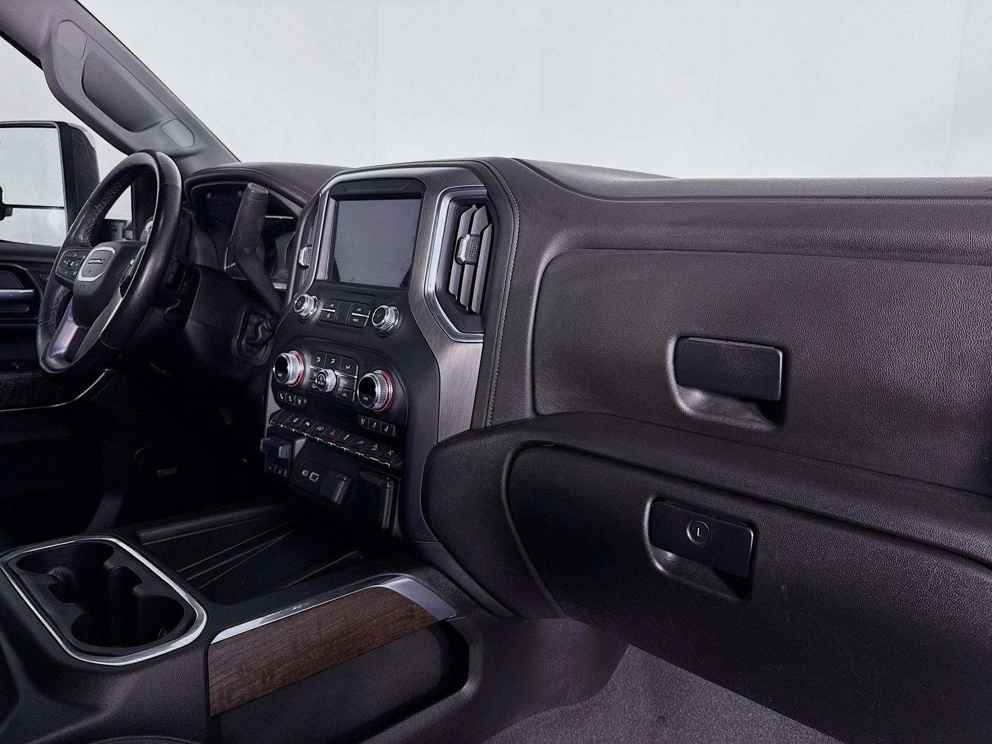Used 2022 GMC Sierra 2500 Denali w/ Technology Package AWD/4WD image 27