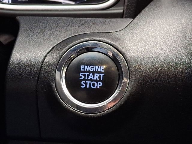 Used 2022 Toyota Avalon XLE image 27