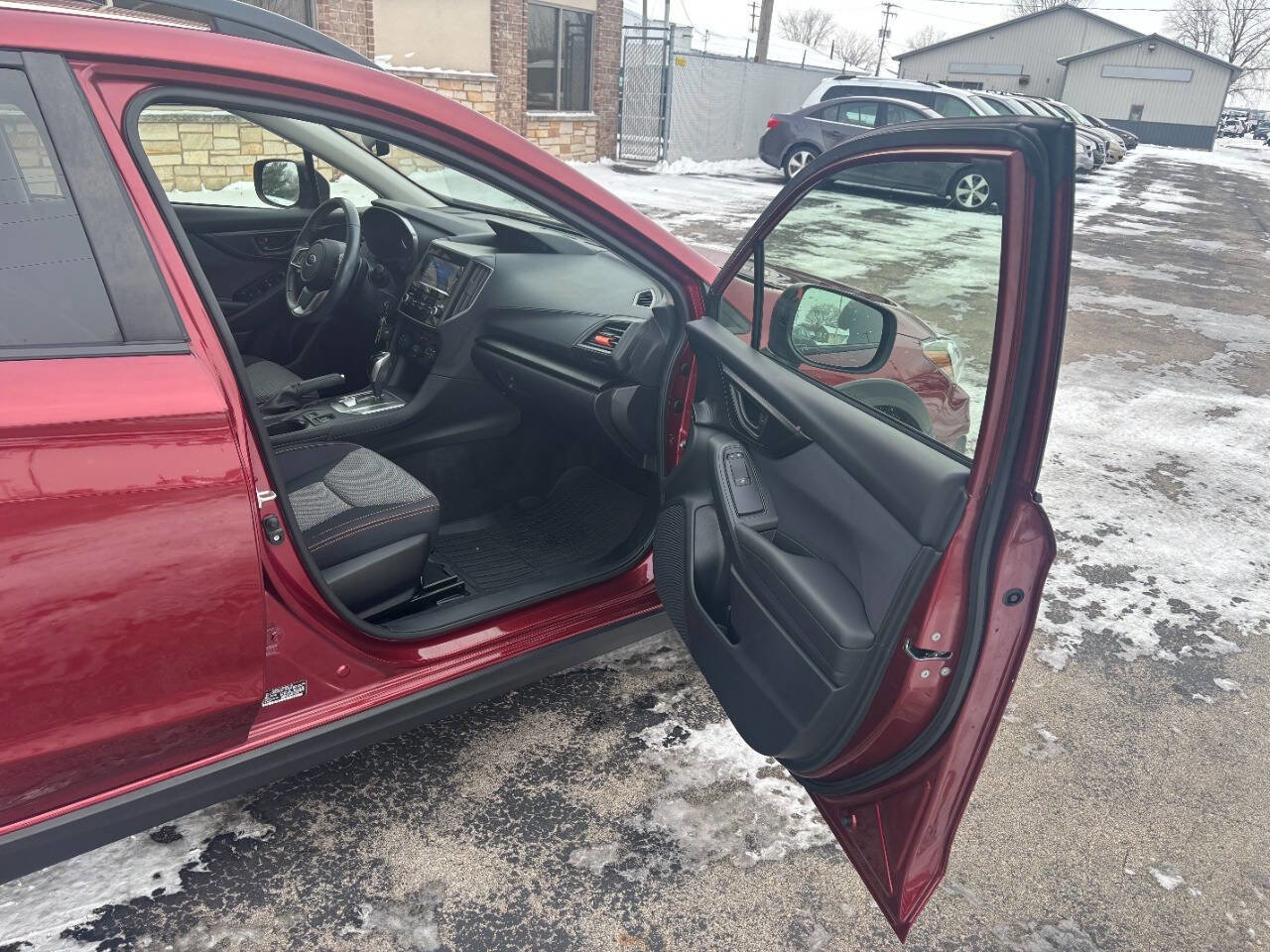 Used 2019 Subaru Crosstrek 2.0i Premium w/ Eyesight System image 16