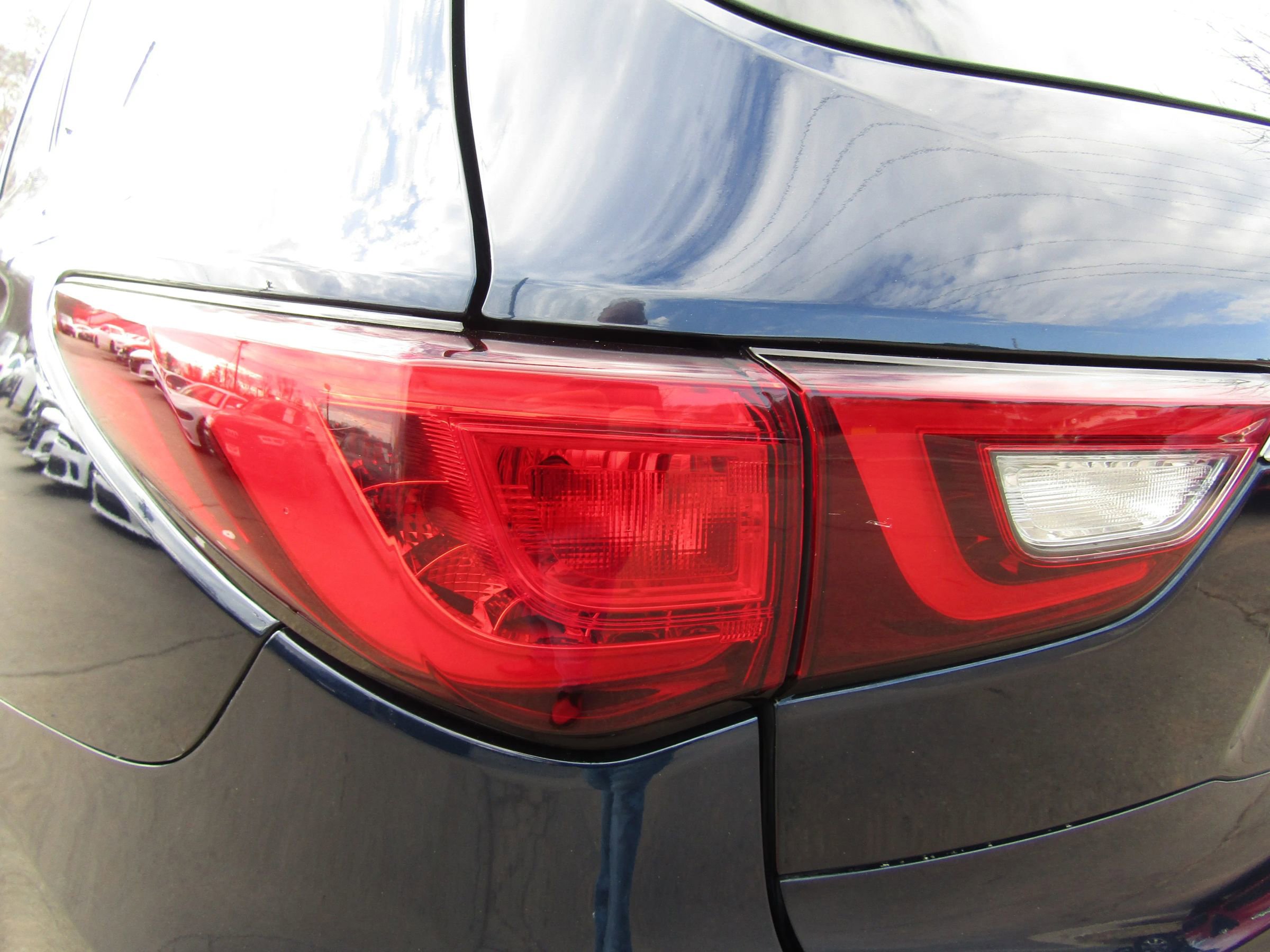 Used 2019 INFINITI QX60 Luxe w/ Essential Package image 10