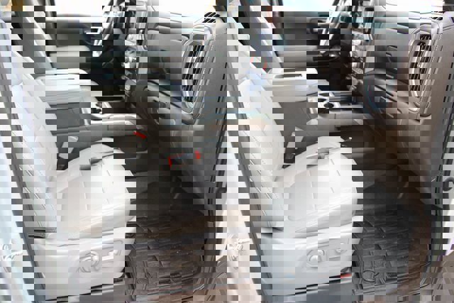 Used 2020 GMC Sierra 1500 SLT w/ SLT Premium Package image 16