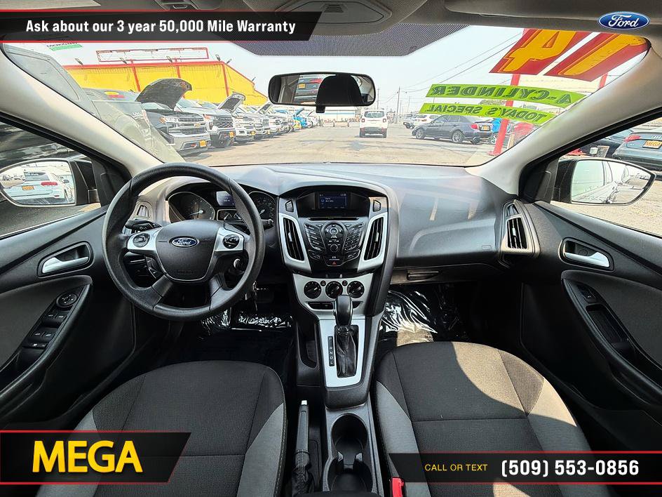 Used 2014 Ford Focus SE FWD image 29
