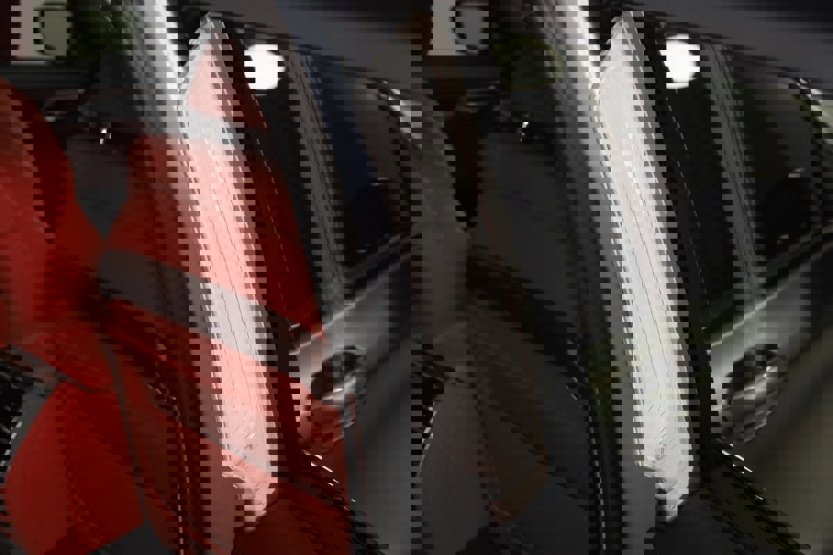 Used 2022 BMW ALPINA B7 xDrive w/ Luxury Rear Seating Package image 21