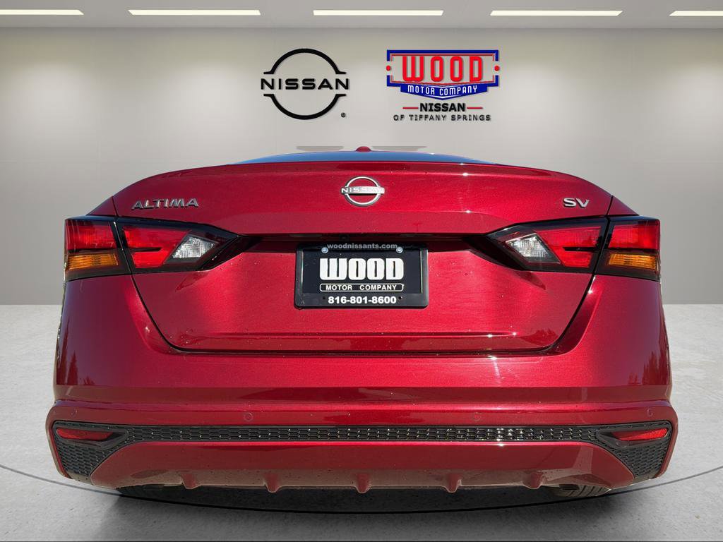 Certified 2024 Nissan Altima 2.5 SV FWD image 3