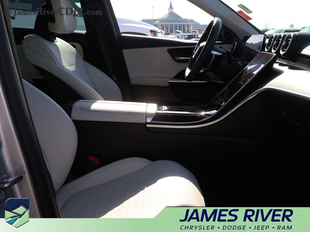 Used 2024 Mercedes-Benz C 300 4MATIC Sedan image 9