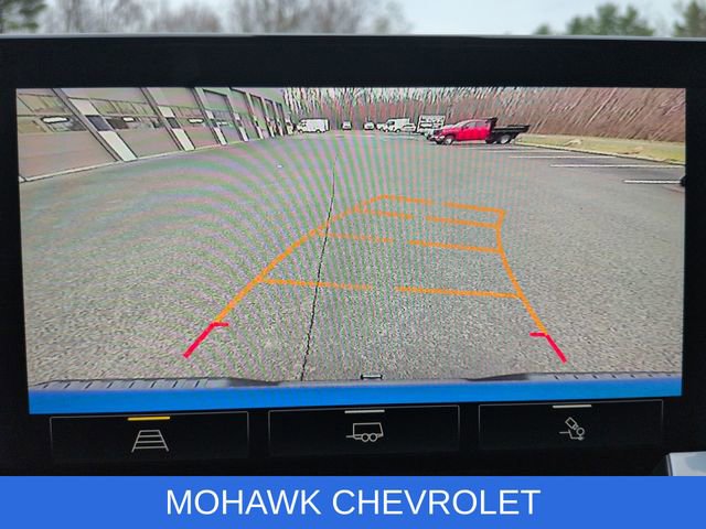 Used 2022 Chevrolet Silverado 1500 LT Trail Boss w/ Convenience Package II image 16