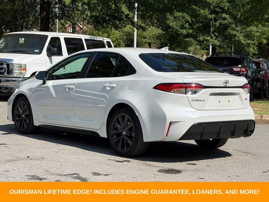 Used 2023 Toyota Corolla SE FWD image 3