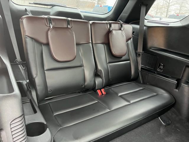 Used 2020 Ford Explorer Platinum w/ Premium Technology Package image 28