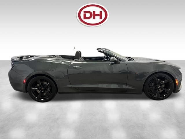 Used 2017 Chevrolet Camaro SS RWD image 2