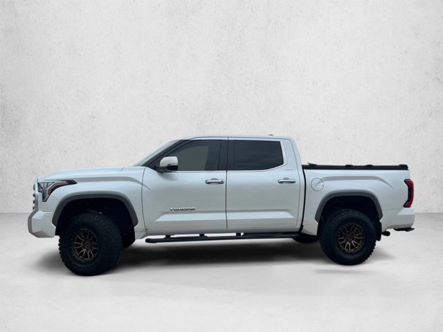 Used 2024 Toyota Tundra Limited AWD/4WD image 9