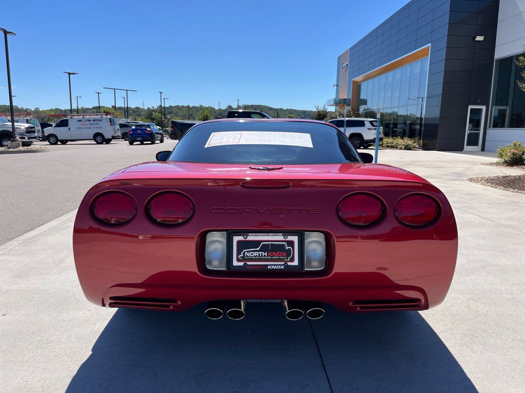 Used 1997 Chevrolet Corvette Coupe RWD image 18