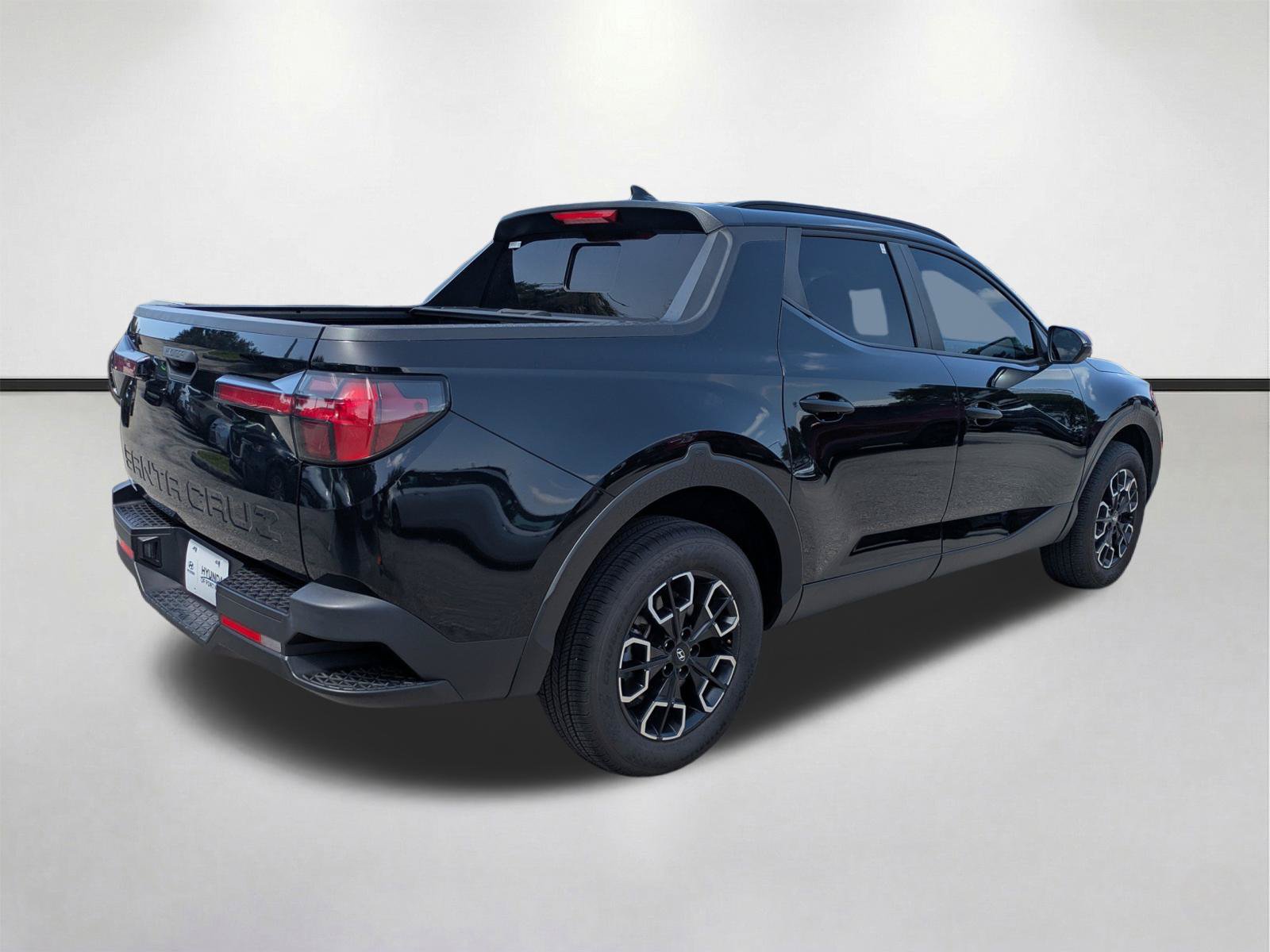 Used 2023 Hyundai Santa Cruz SEL w/ Activity Package FWD image 5