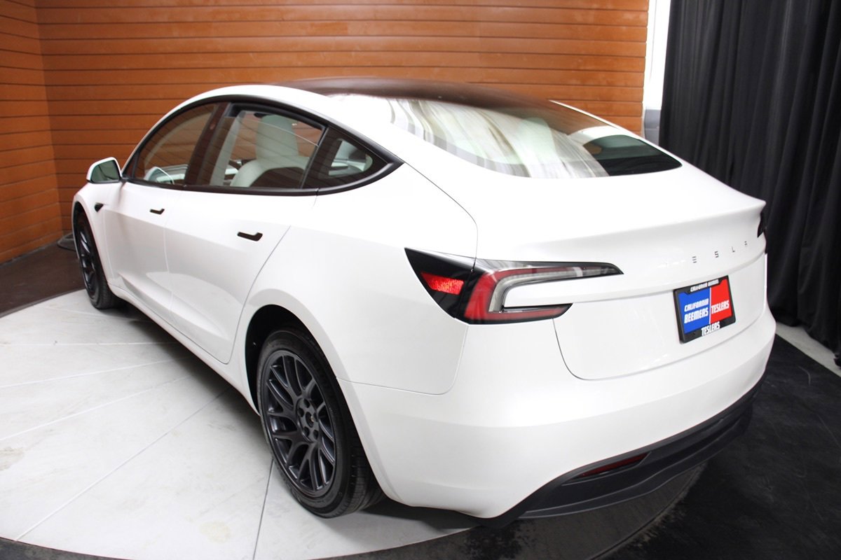 Used 2024 Tesla Model 3 Long Range RWD image 9