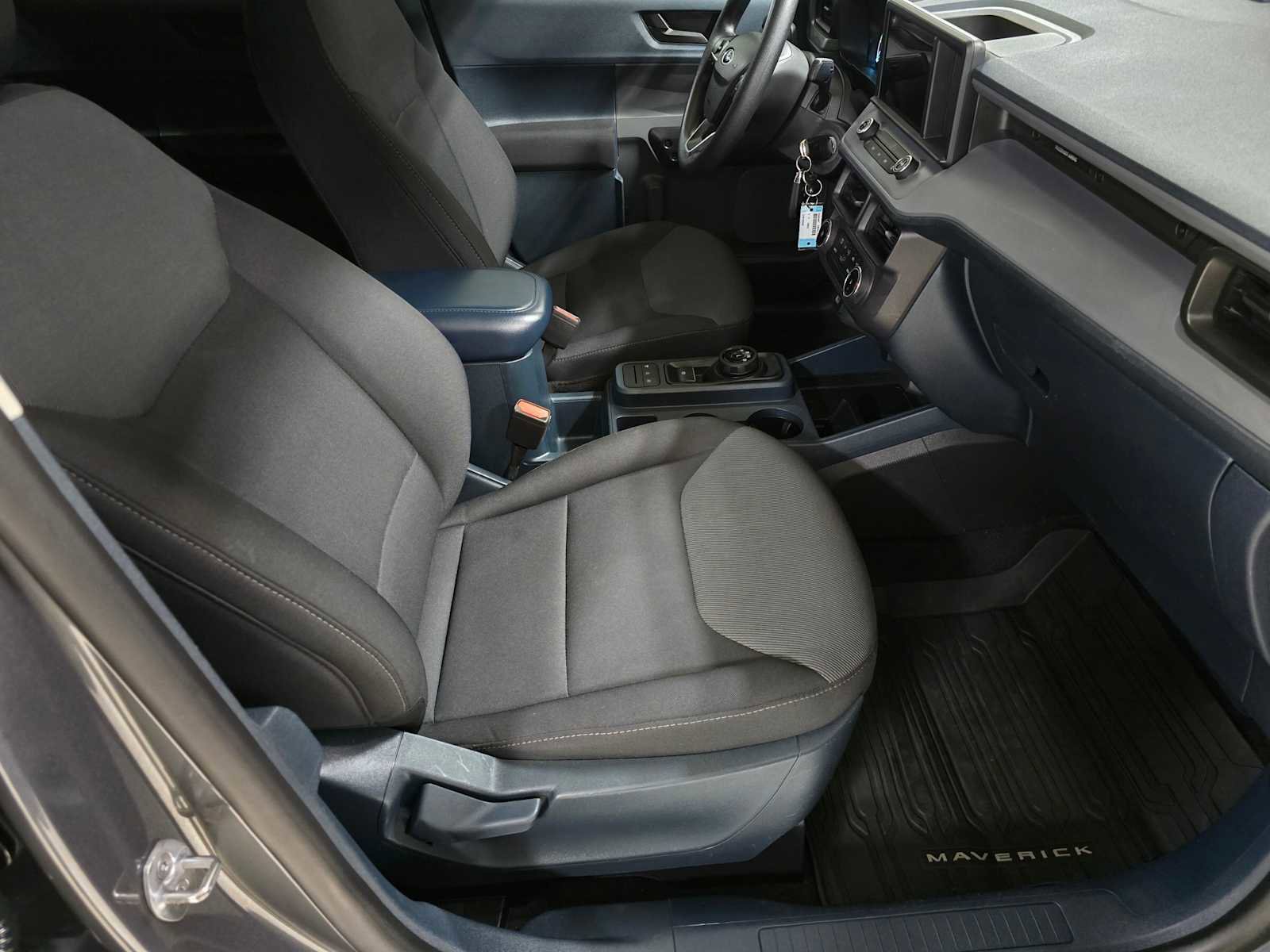 Used 2023 Ford Maverick XL image 12