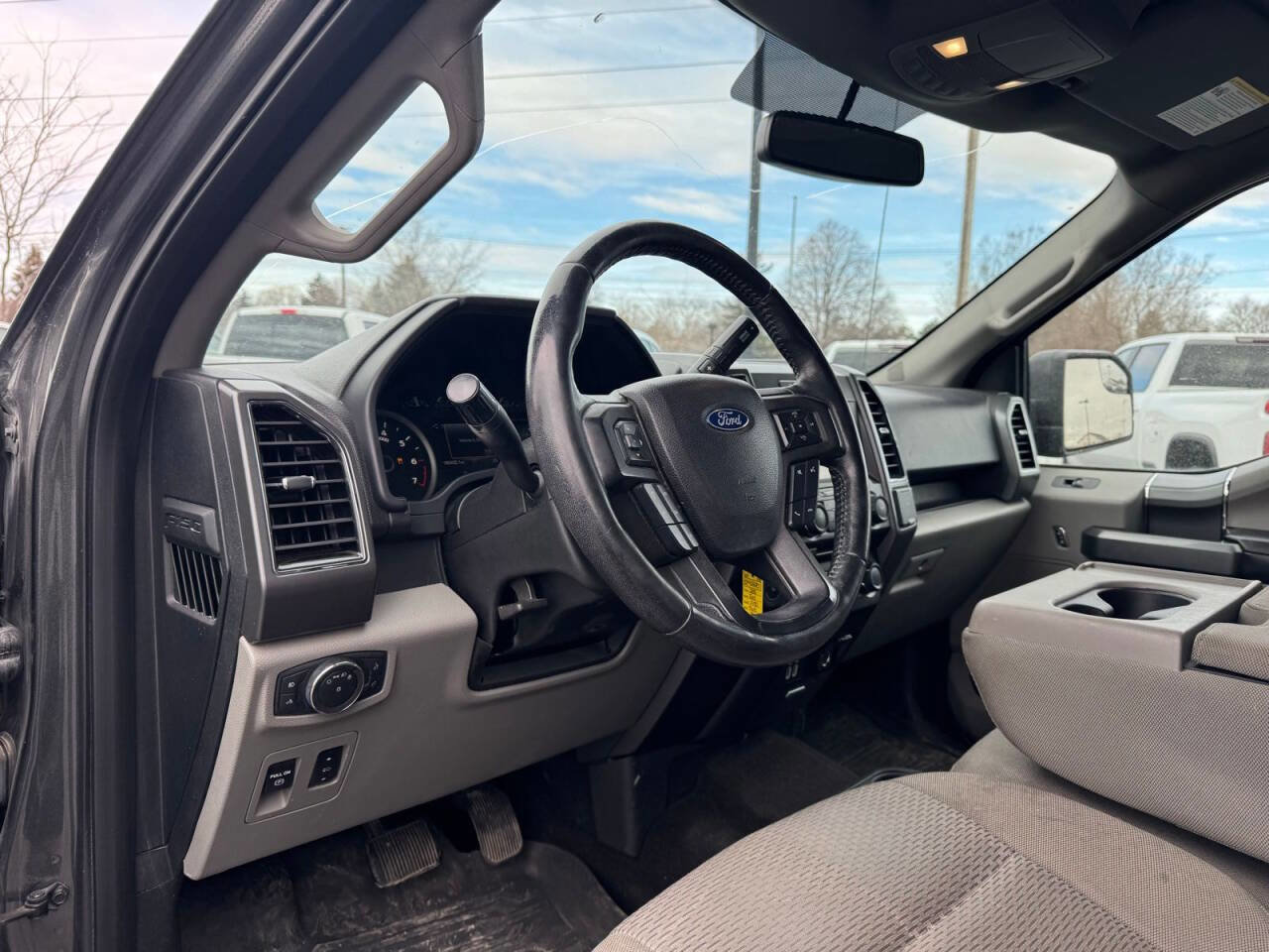 Used 2018 Ford F150 XLT w/ Equipment Group 302A Luxury AWD/4WD image 11