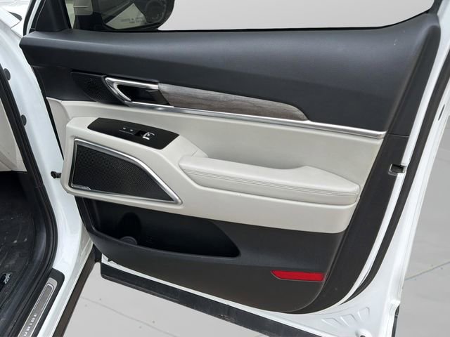 Used 2021 Kia Telluride SX w/ SX Prestige Package image 10