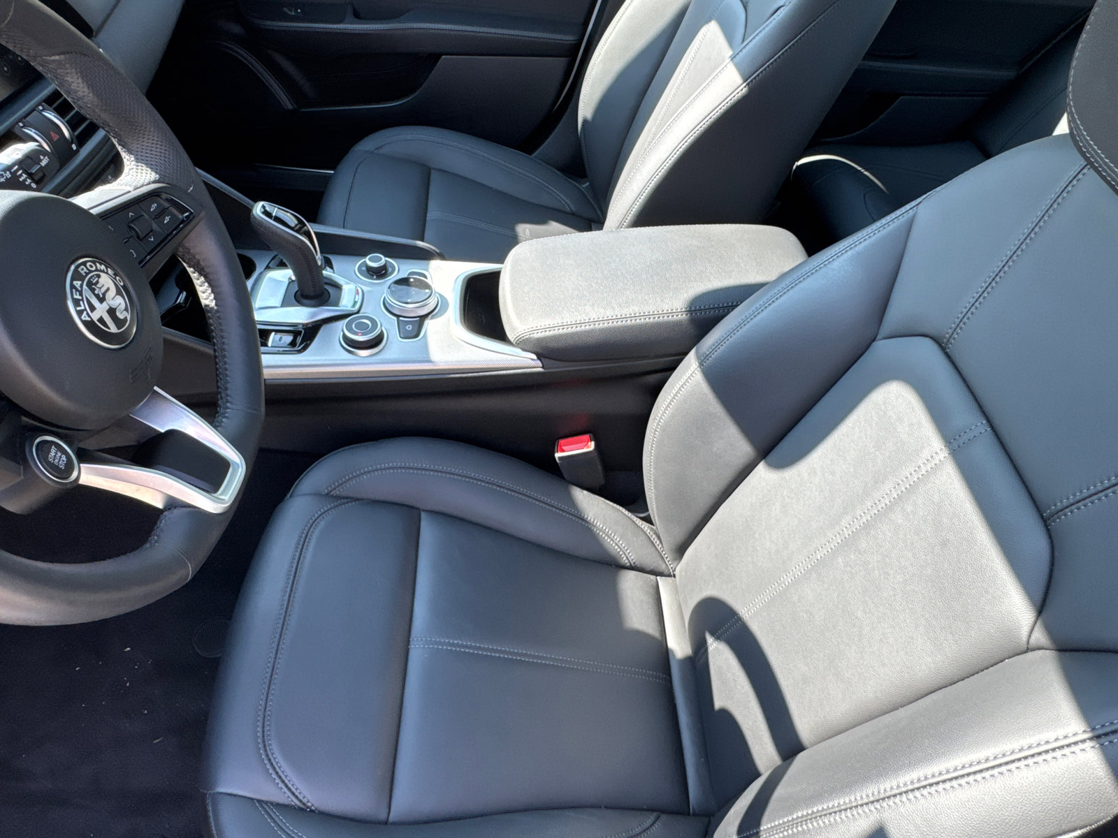 Used 2024 Alfa Romeo Giulia Ti w/ Active Assist Plus Package image 9