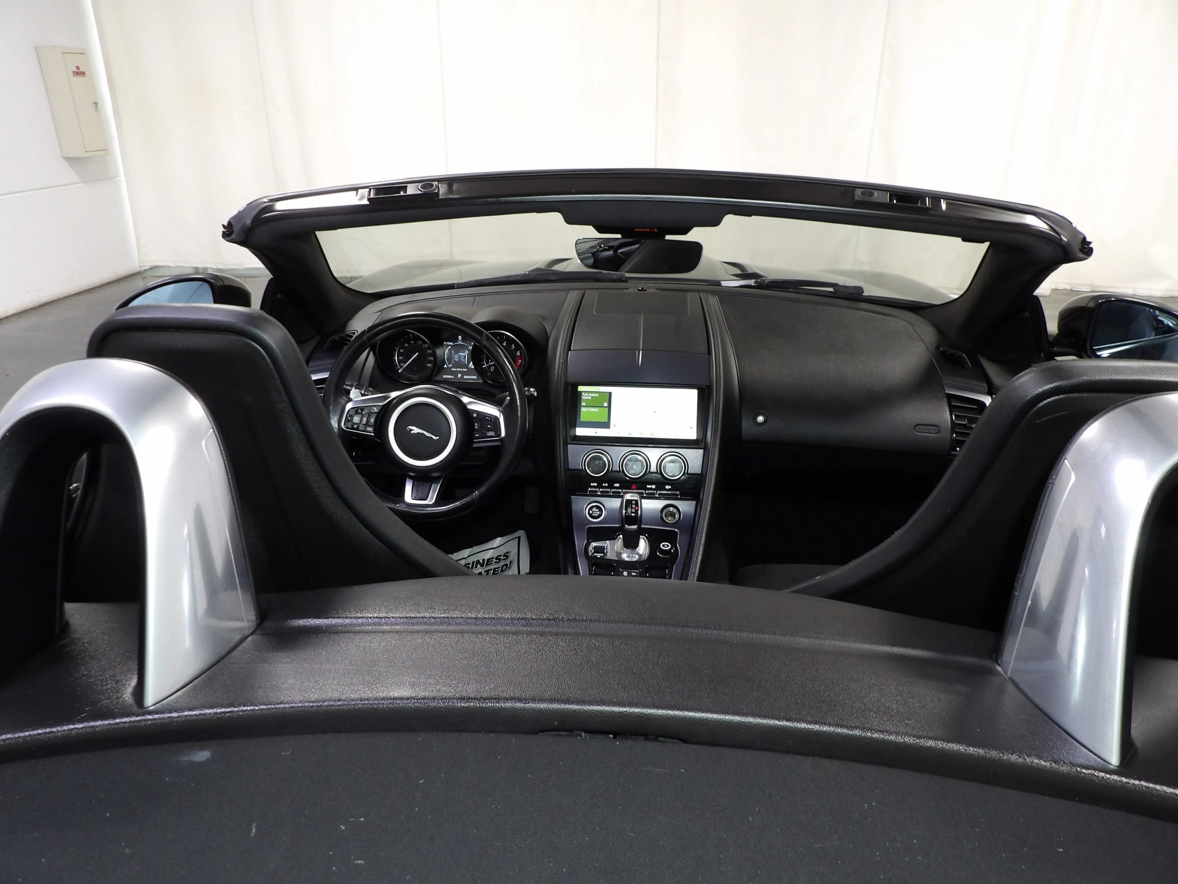 Used 2020 Jaguar F-TYPE Convertible RWD image 22