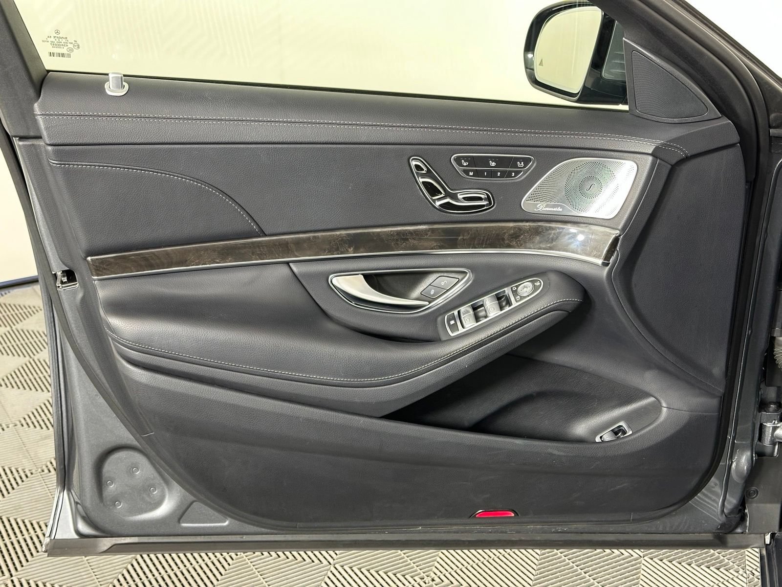 Used 2018 Mercedes-Benz S 450 Sedan image 39
