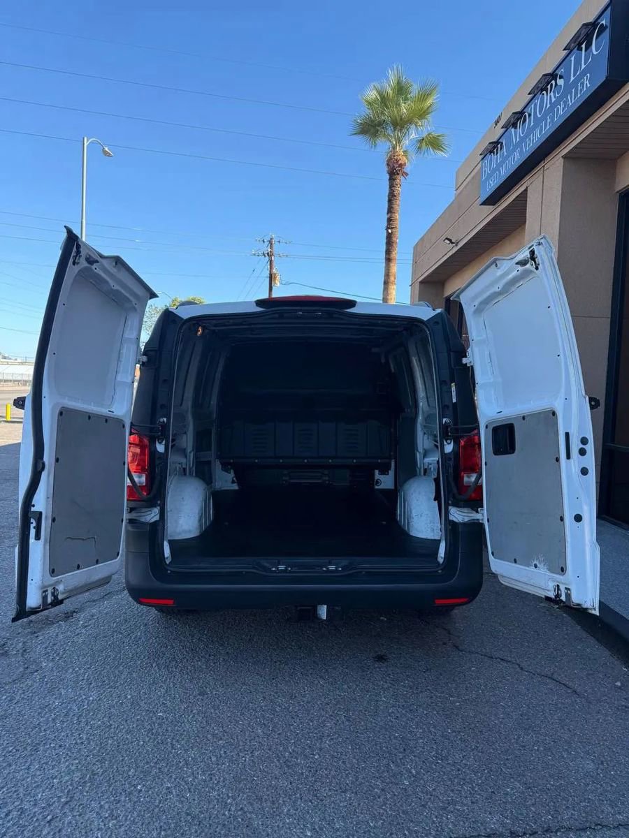 Used 2016 Mercedes-Benz Metris image 15