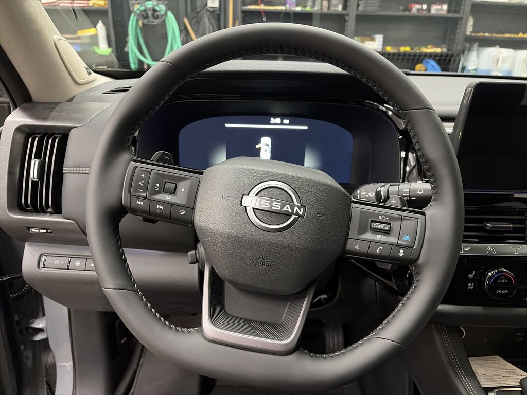 New 2026 Nissan Pathfinder Platinum image 14