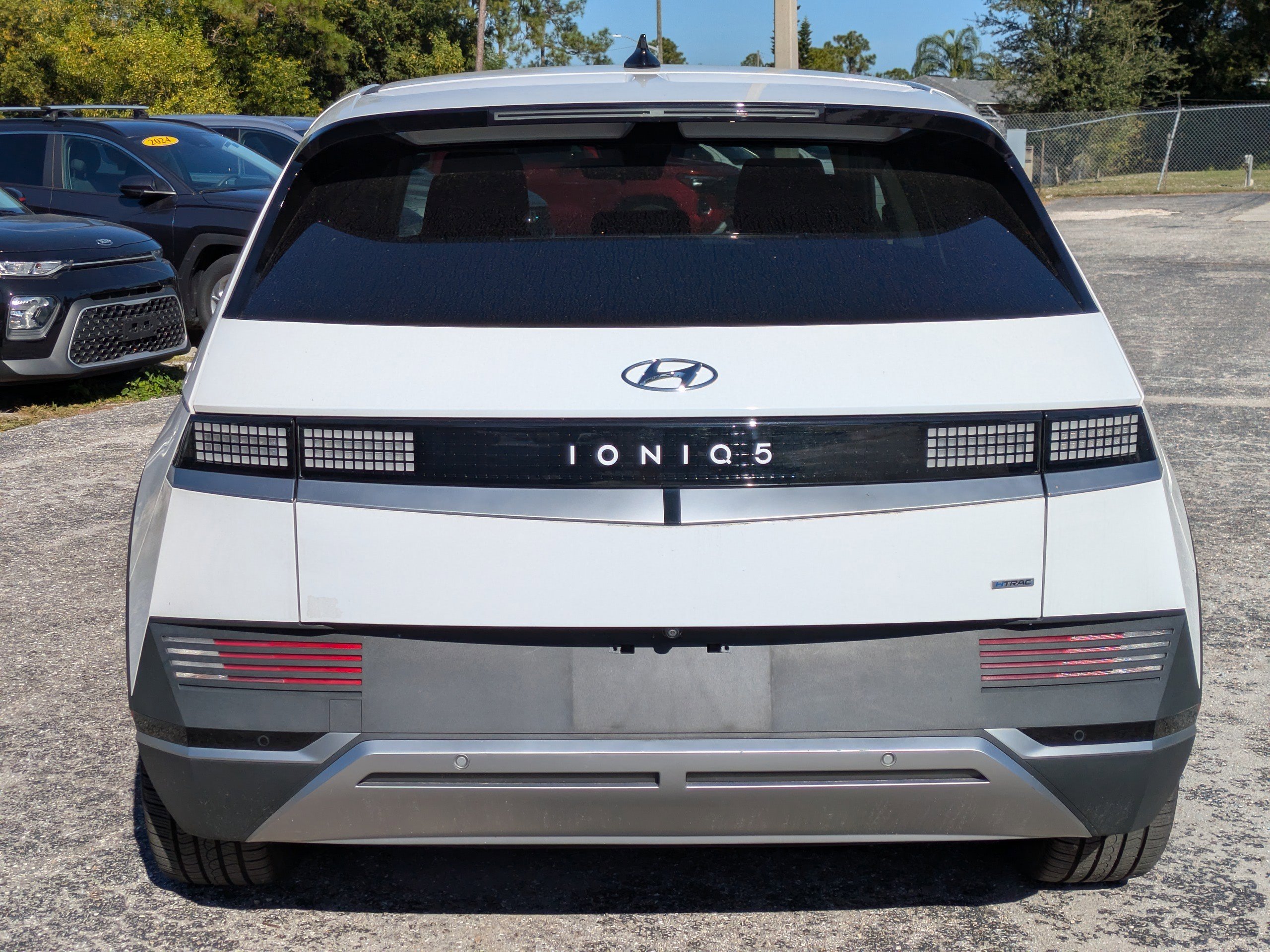 Used 2022 Hyundai Ioniq 5 SE image 5
