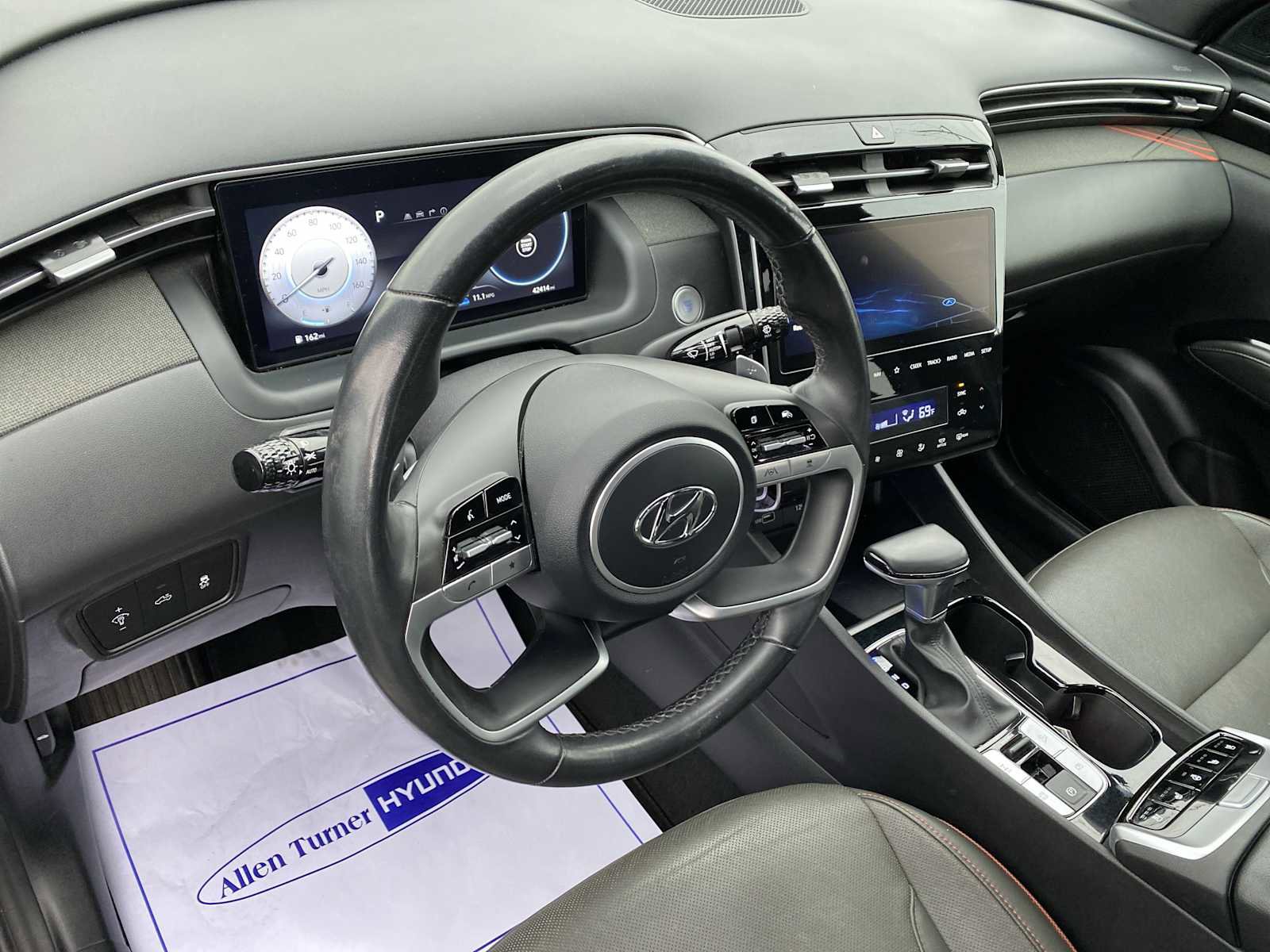 Certified 2023 Hyundai Santa Cruz Limited image 12