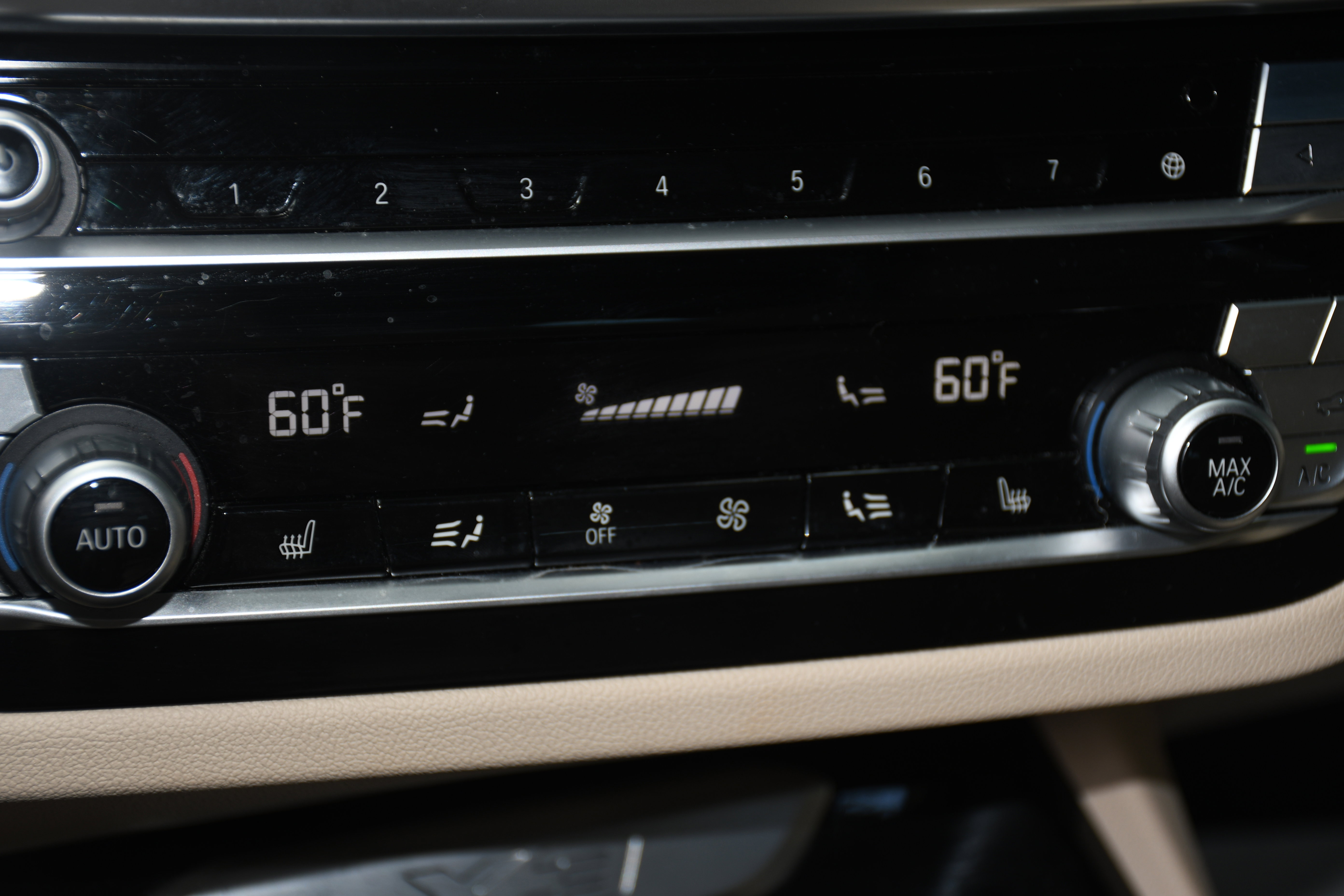 Used 2020 BMW X3 sDrive30i w/ Premium Package image 16