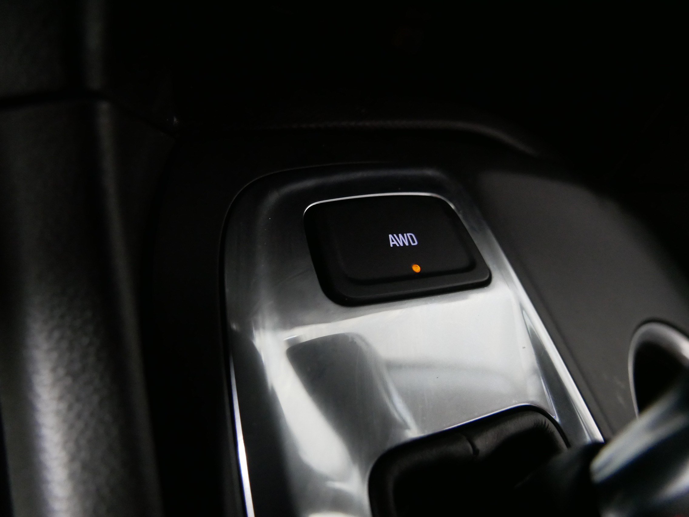 Used 2020 Chevrolet Equinox LT AWD/4WD image 29