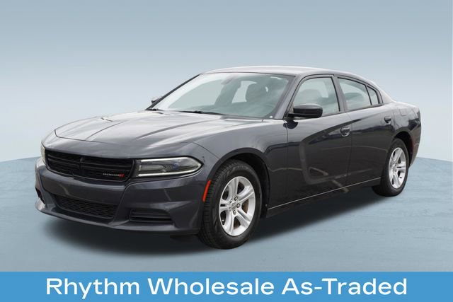 Used 2018 Dodge Charger SXT RWD image 3