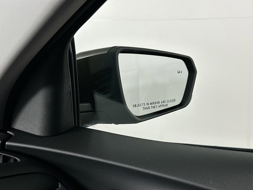 Used 2023 Chevrolet Equinox LT image 24