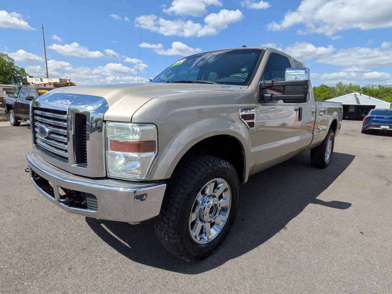 Used 2008 Ford F250 XLT AWD/4WD image 2