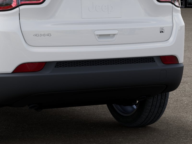 New 2026 Jeep Compass Latitude AWD/4WD image 13