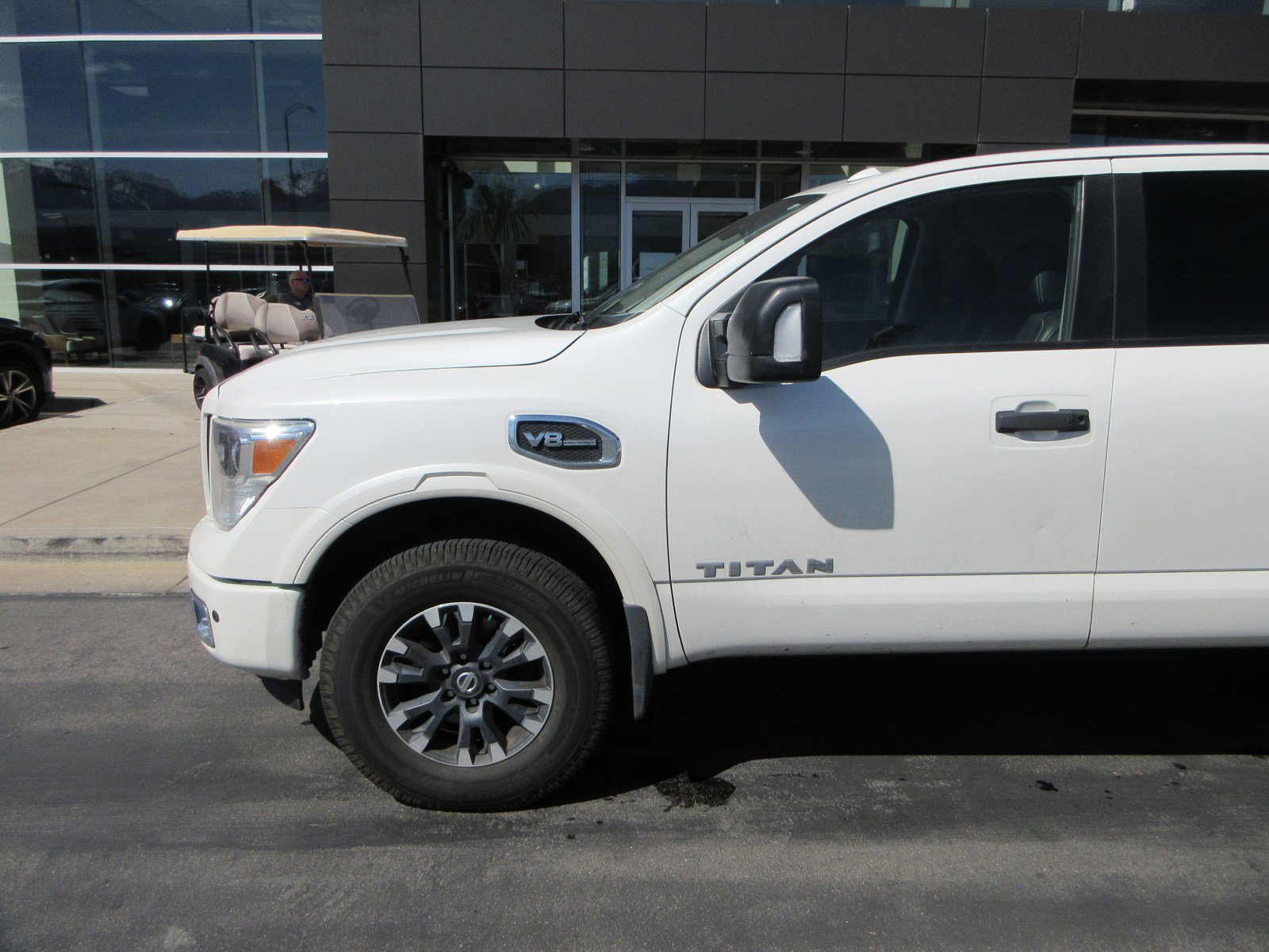 Used 2017 Nissan Titan PRO-4X image 2