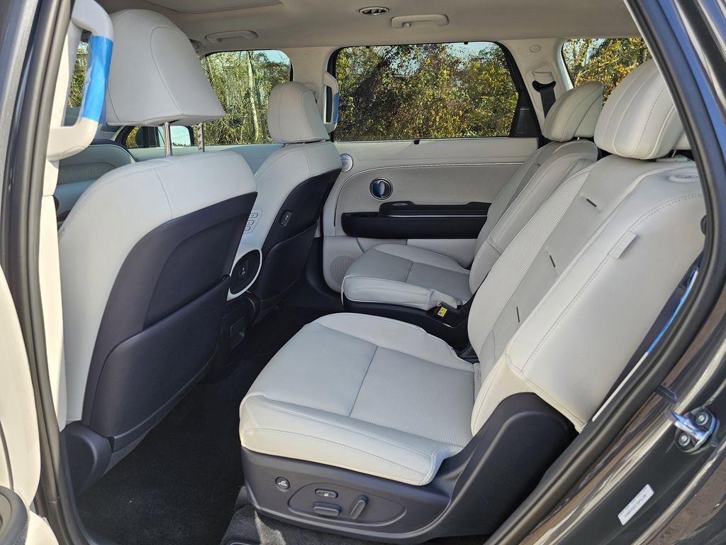 New 2026 Hyundai Palisade Calligraphy image 13