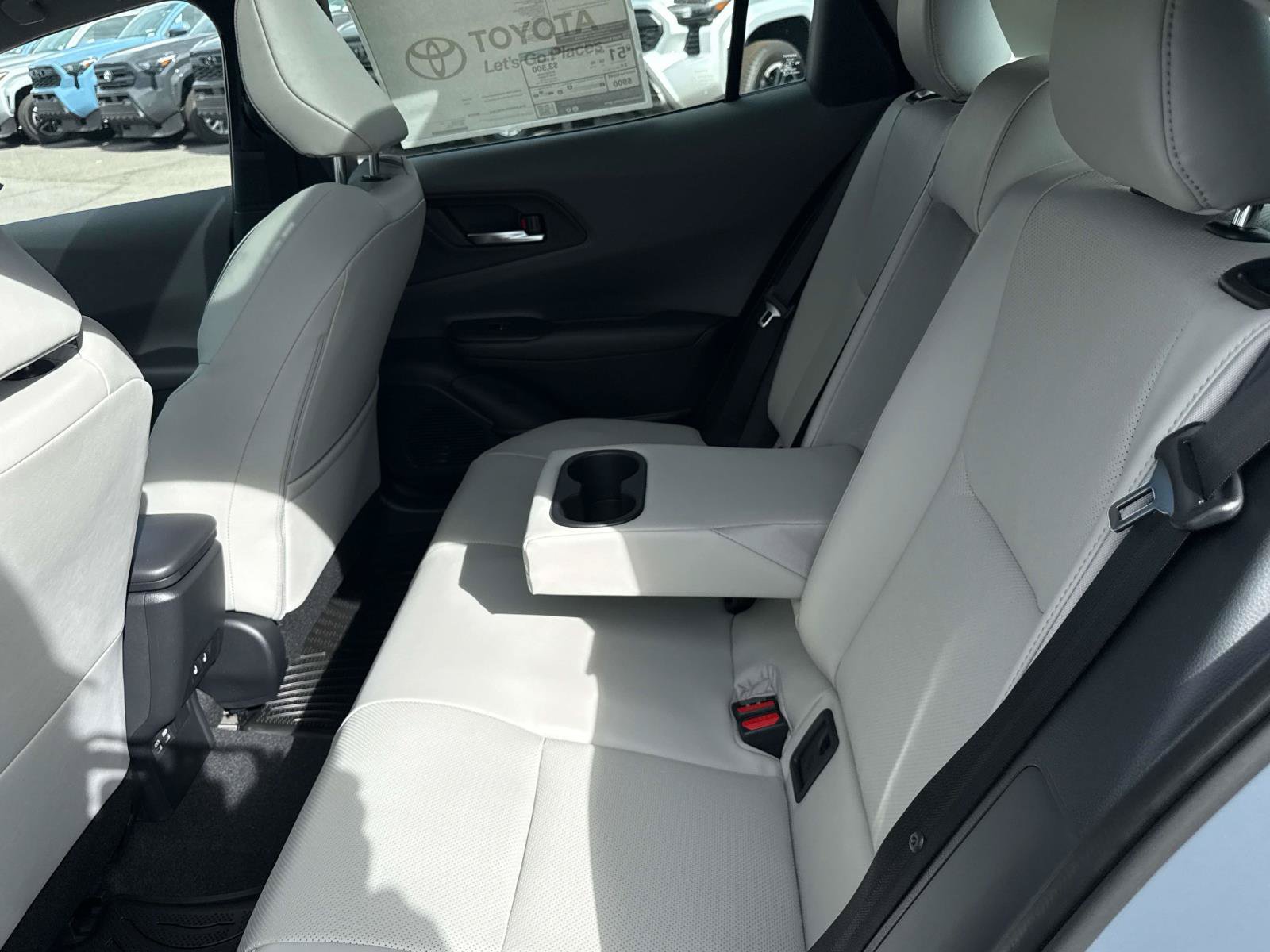 New 2027 Toyota Prius Limited FWD image 10