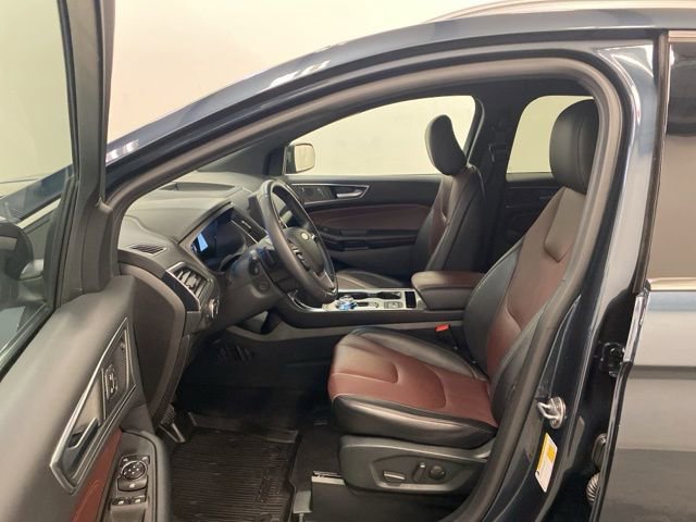 Used 2022 Ford Edge Titanium w/ Equipment Group 301A AWD/4WD image 8