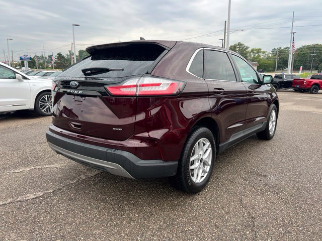Certified 2024 Ford Edge SEL w/ Convenience Package AWD/4WD image 4