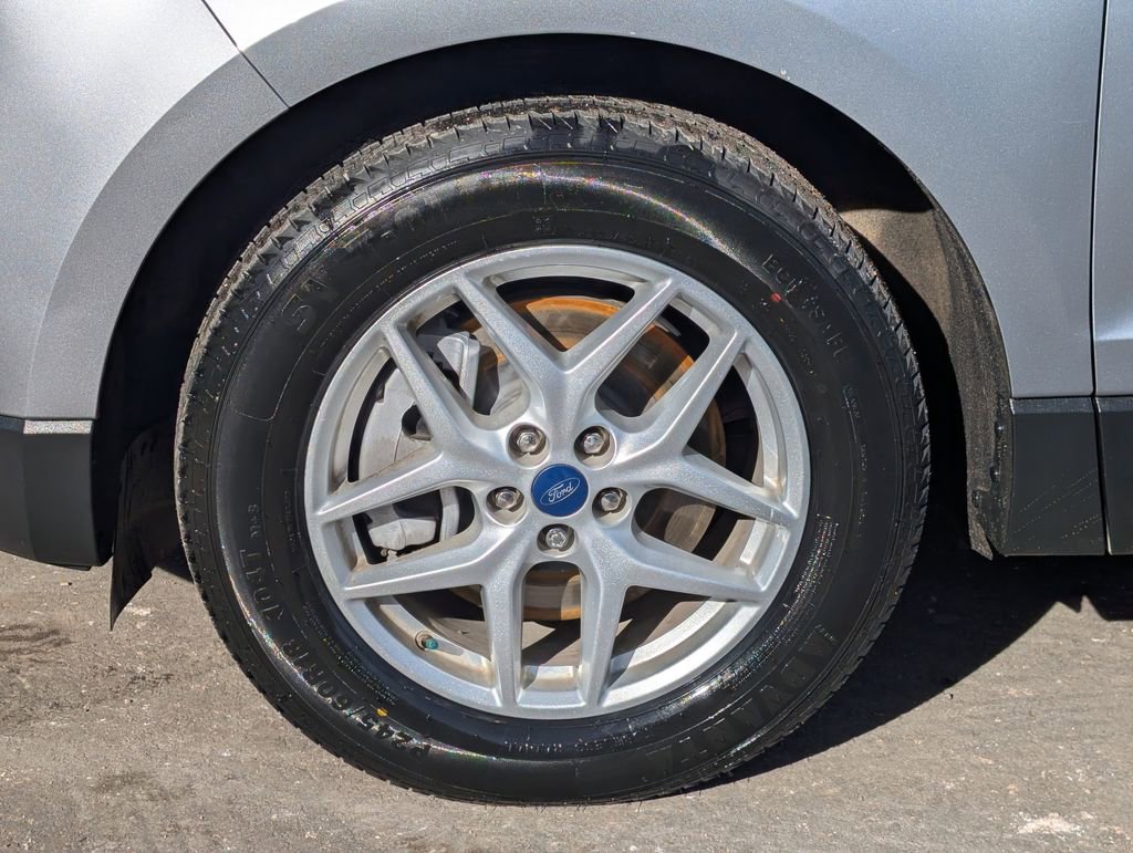 Used 2022 Ford Edge SEL w/ Convenience Package image 10