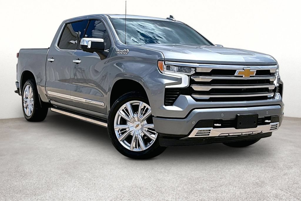 Used 2023 Chevrolet Silverado 1500 High Country w/ High Country Premium Package AWD/4WD video 1