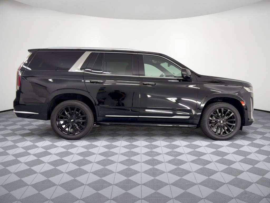 Used 2022 Cadillac Escalade Luxury AWD/4WD image 8