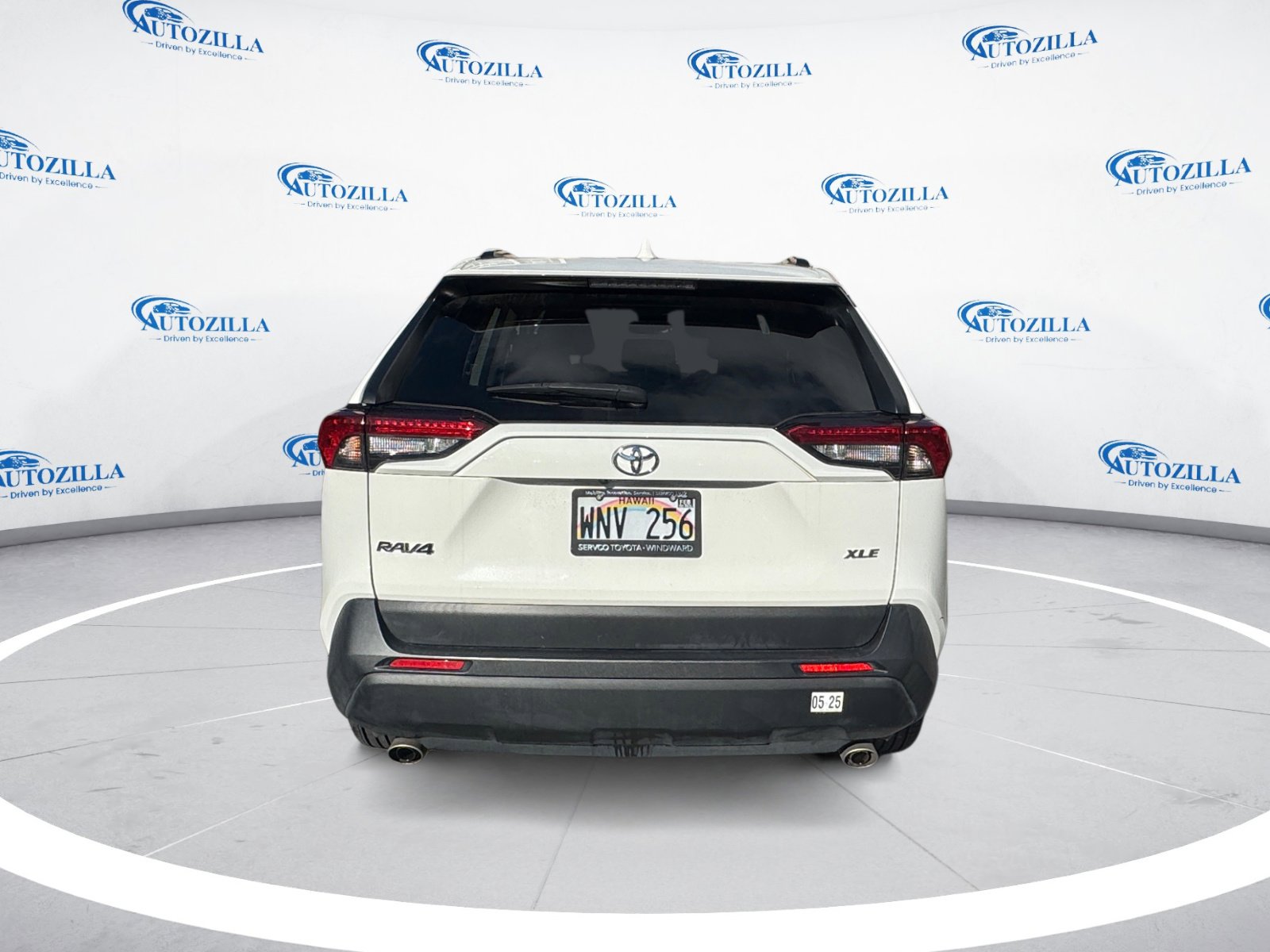 Used 2022 Toyota RAV4 XLE image 4