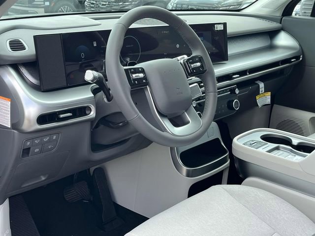 New 2026 Hyundai Ioniq 9 S w/ Tow & Go Package RWD image 9
