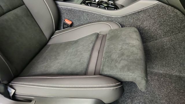 New 2026 Volvo XC40 B5 Ultra w/ Climate Package AWD/4WD image 35