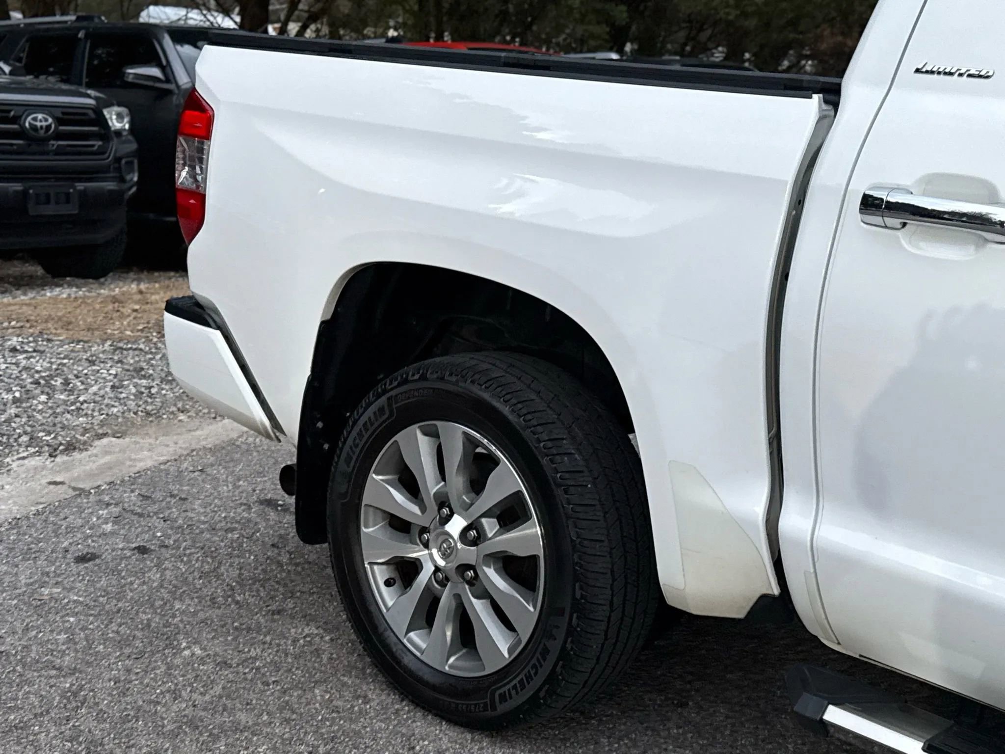 Used 2017 Toyota Tundra Limited image 10
