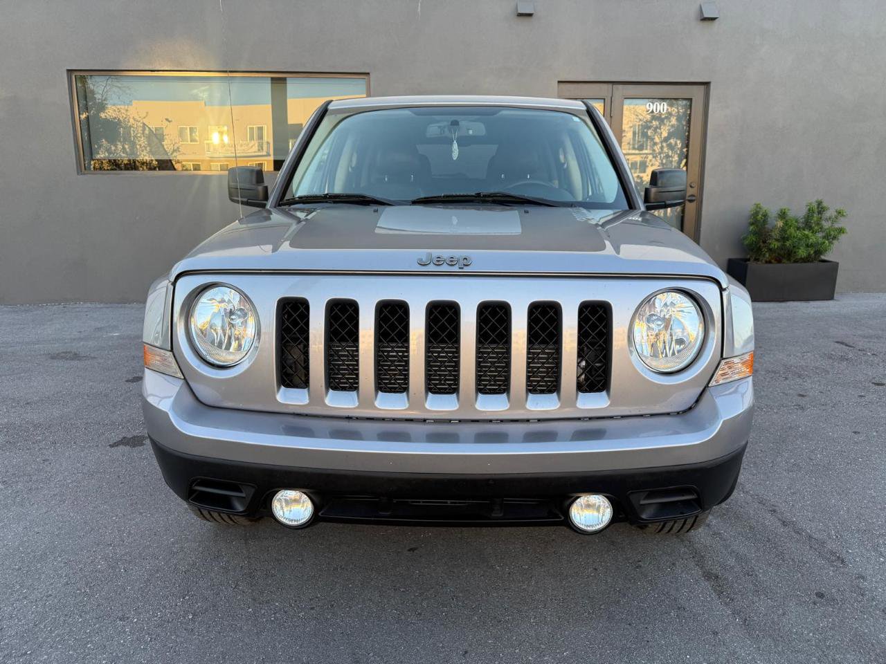 Used 2016 Jeep Patriot Sport w/ Power Value Group FWD image 13