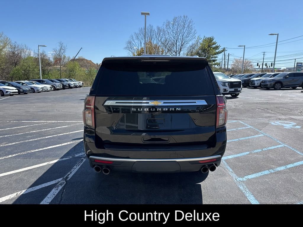 Used 2024 Chevrolet Suburban High Country AWD/4WD image 6