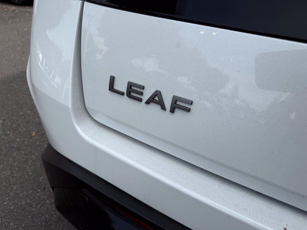 New 2026 Nissan Leaf SV Plus w/ Floor Mat Package (SV+) FWD image 7